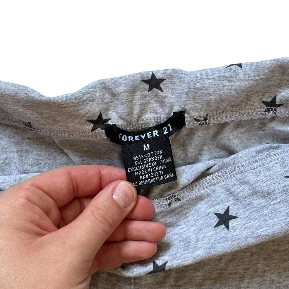 Forever 21 Heather Gray Star Print Foldover Yoga Shorts Womens Medium Y2K Lounge